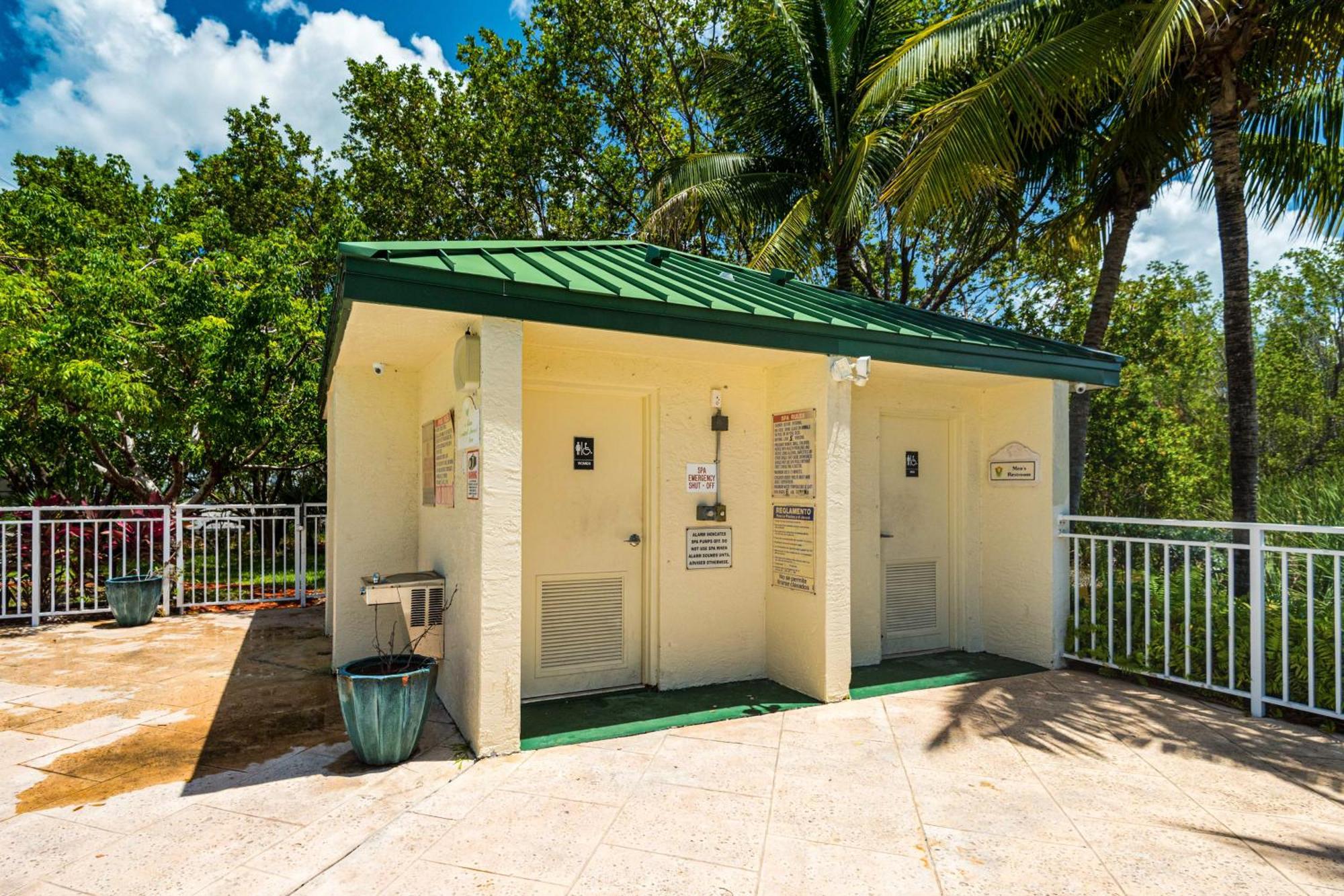 Sunrise Suites Paradise Escape #407 Key West Bilik gambar