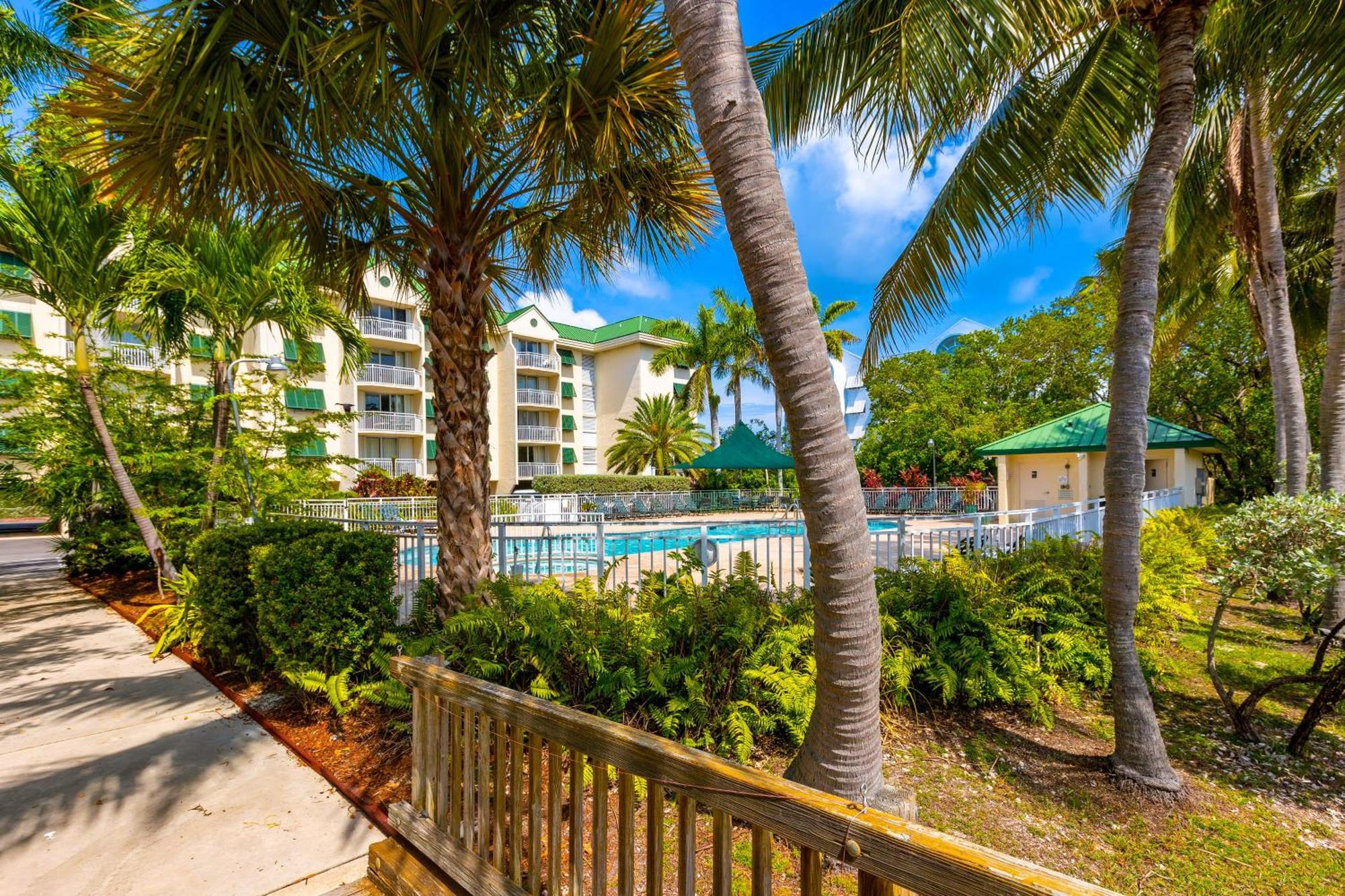 Sunrise Suites Paradise Escape #407 Key West Bilik gambar